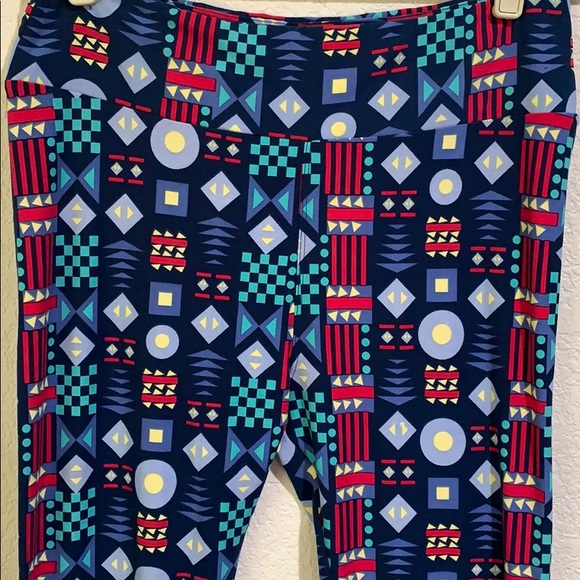 NWT Tall and Curvy LuLaRoe Leggings - Picture 2 of 4